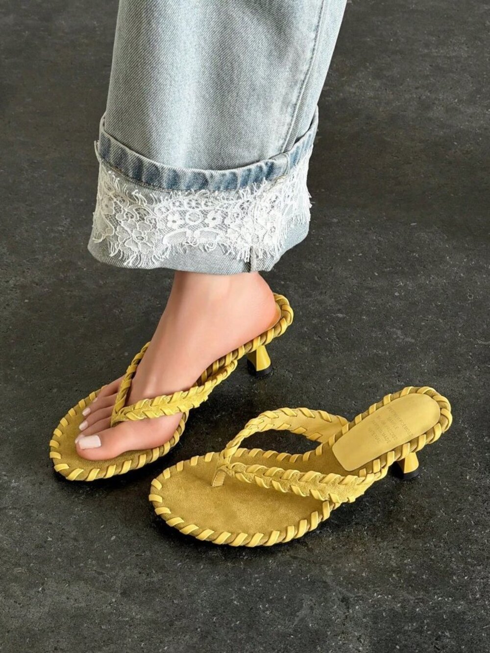 Yellow Chic Women's French Open-Toe Thong Stiletto Kitten Heel Flip-Flop Sandals